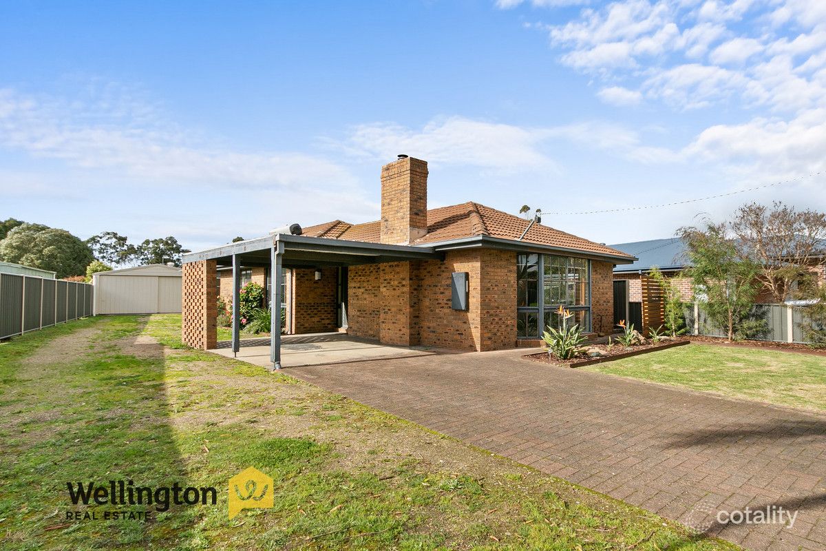 14 Davis St, Stratford, VIC 3862