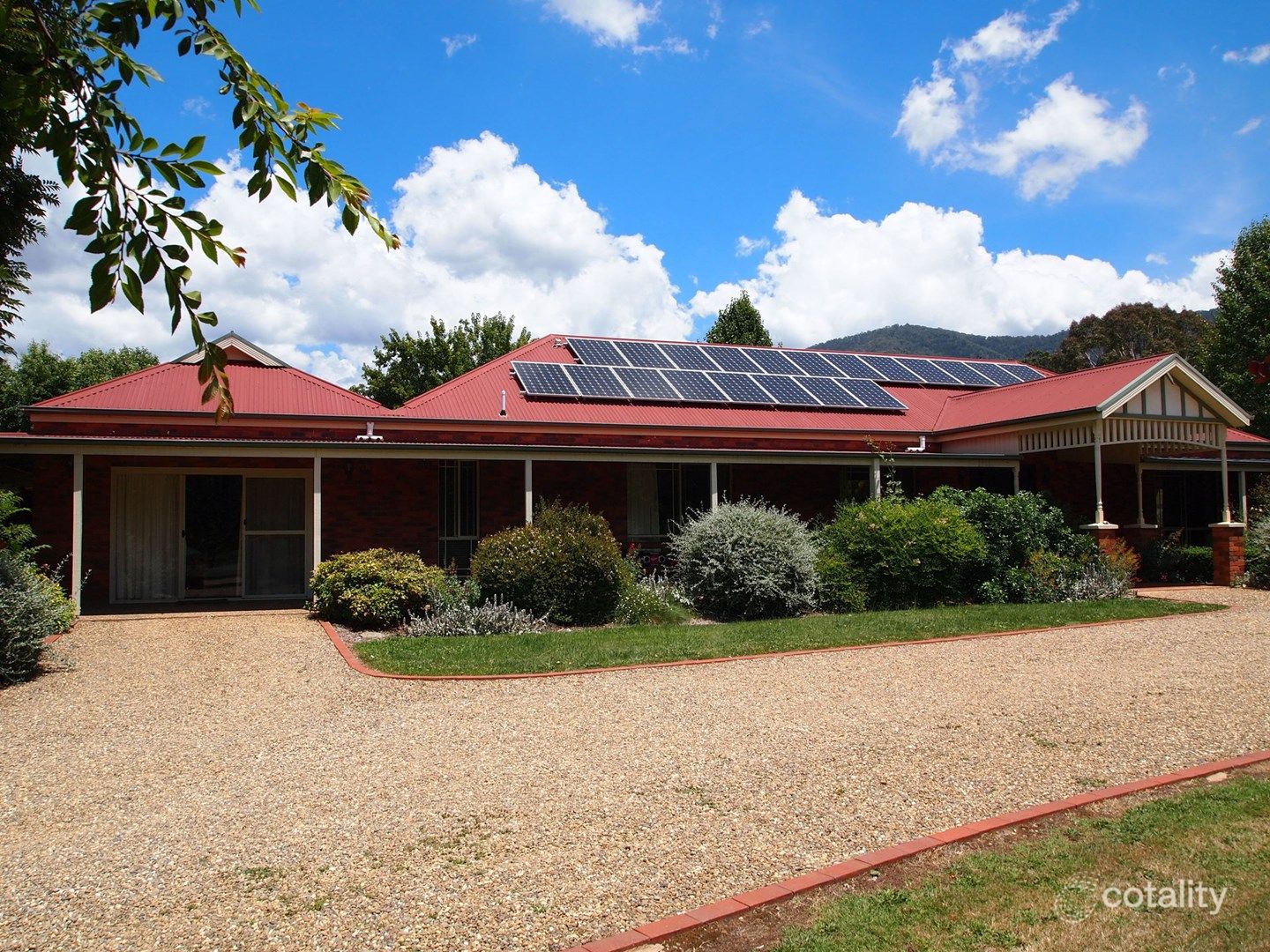 172 Centenary Ave, Wandiligong, VIC 3744