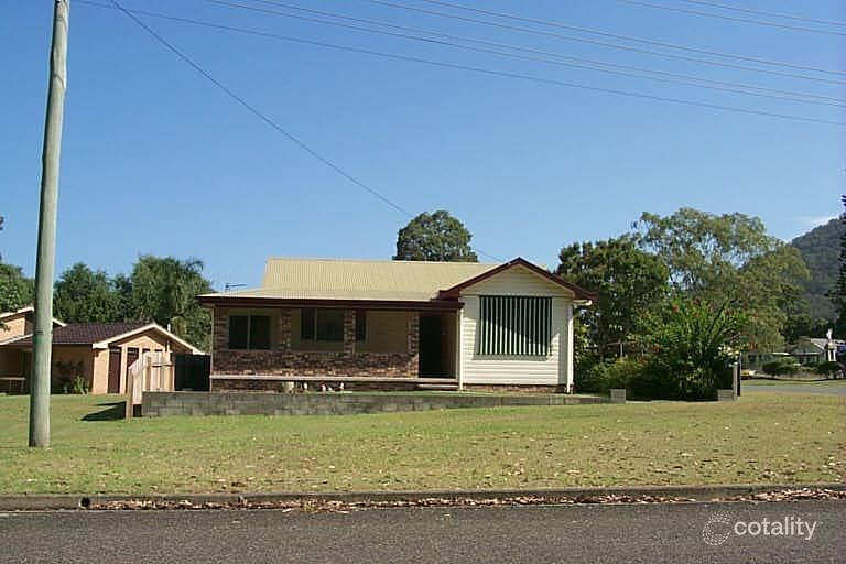 14 Castle St, Laurieton, NSW 2443