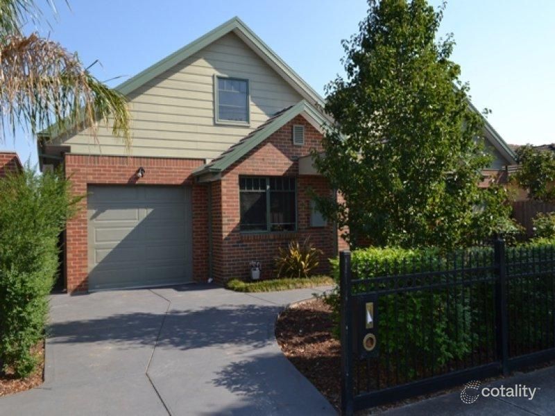 27 Watt Ave, Oak Park, VIC 3046