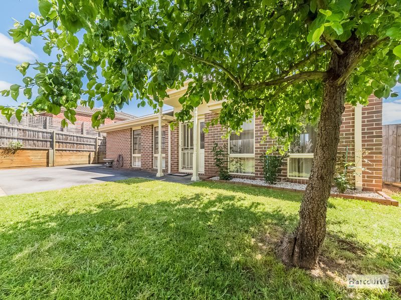 2/71 Victoria St, Drouin, VIC 3818