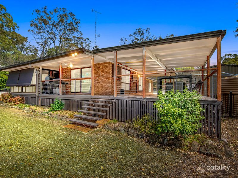 6 Fawngrove Dr, Glenvale, QLD 4350