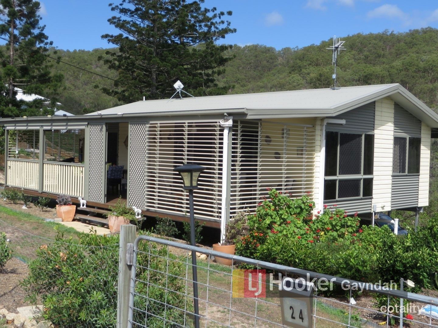 24 Mason St, Mount Perry, QLD 4671