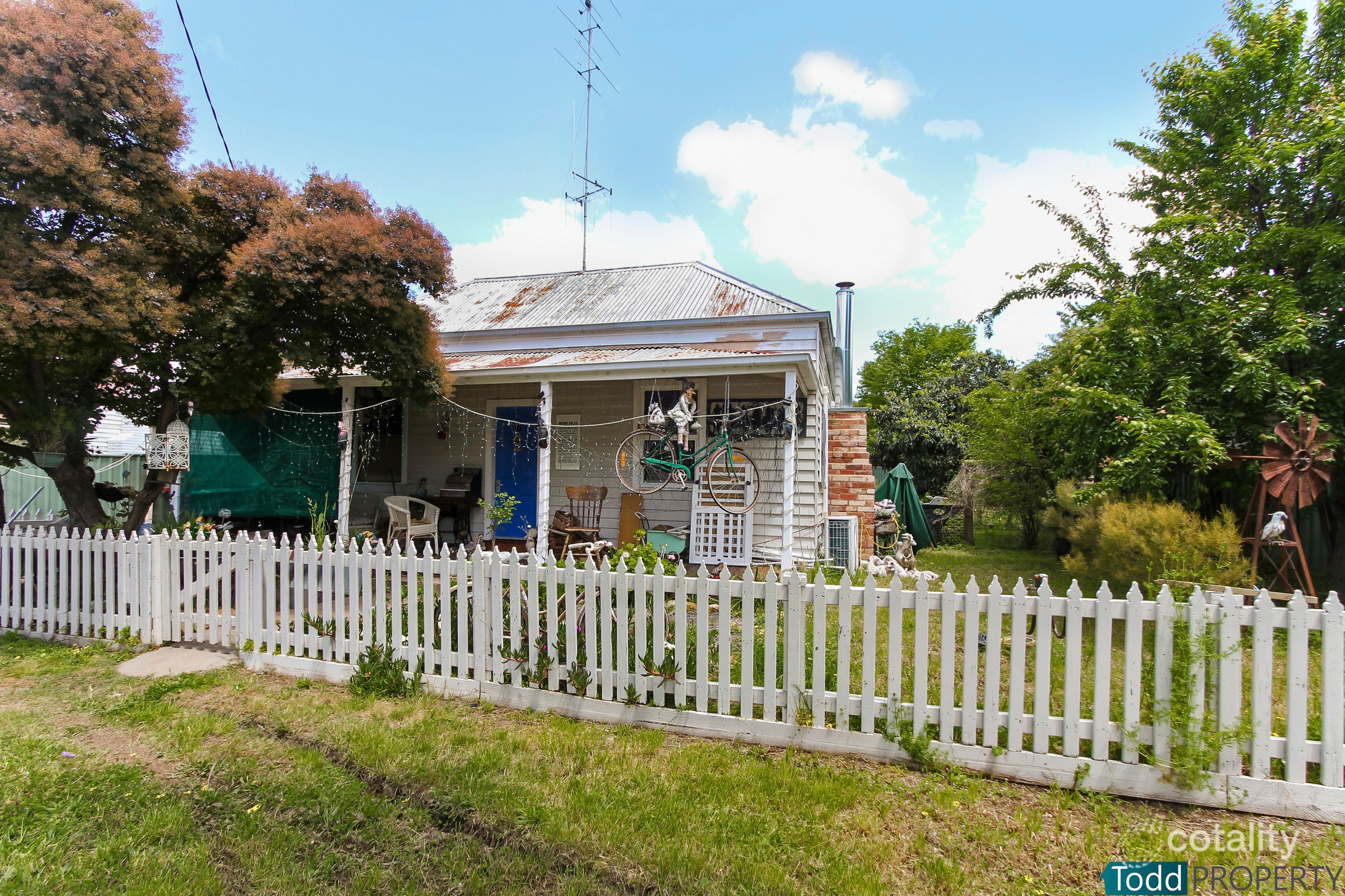 55 Ebden St, Heathcote, VIC 3523