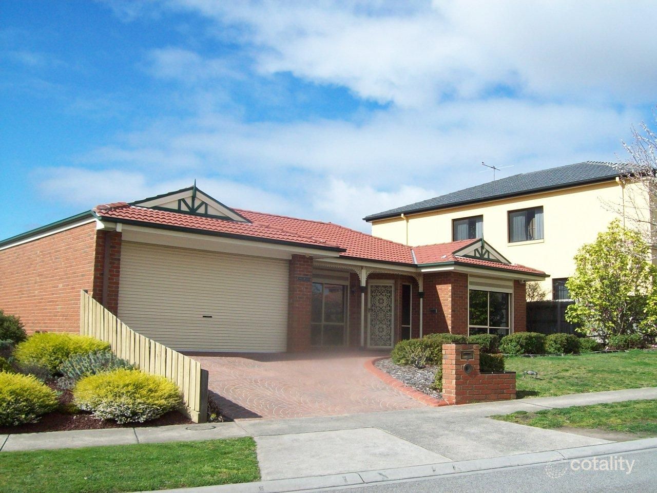 43 Mayfair Cres, Narre Warren, VIC 3805