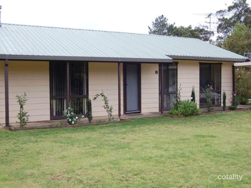 24 Telopea Rd, Hill Top, NSW 2575