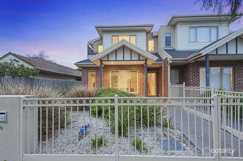 2/180 Woods St, Newport, VIC 3015
