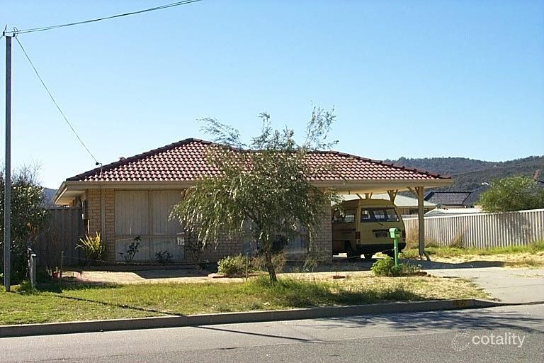 86 Dellar Rd, Maddington, WA 6109