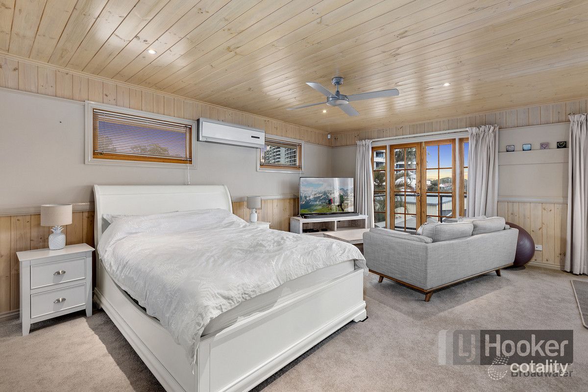 3 Amaroo St, Biggera Waters, QLD 4216