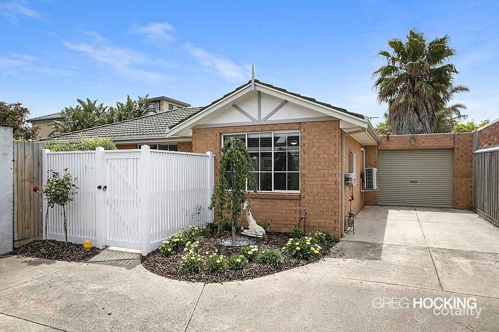 2/67 Queen St, Altona, VIC 3018