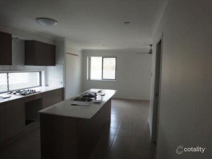 18/7 Montree Cct, Kallangur, QLD 4503