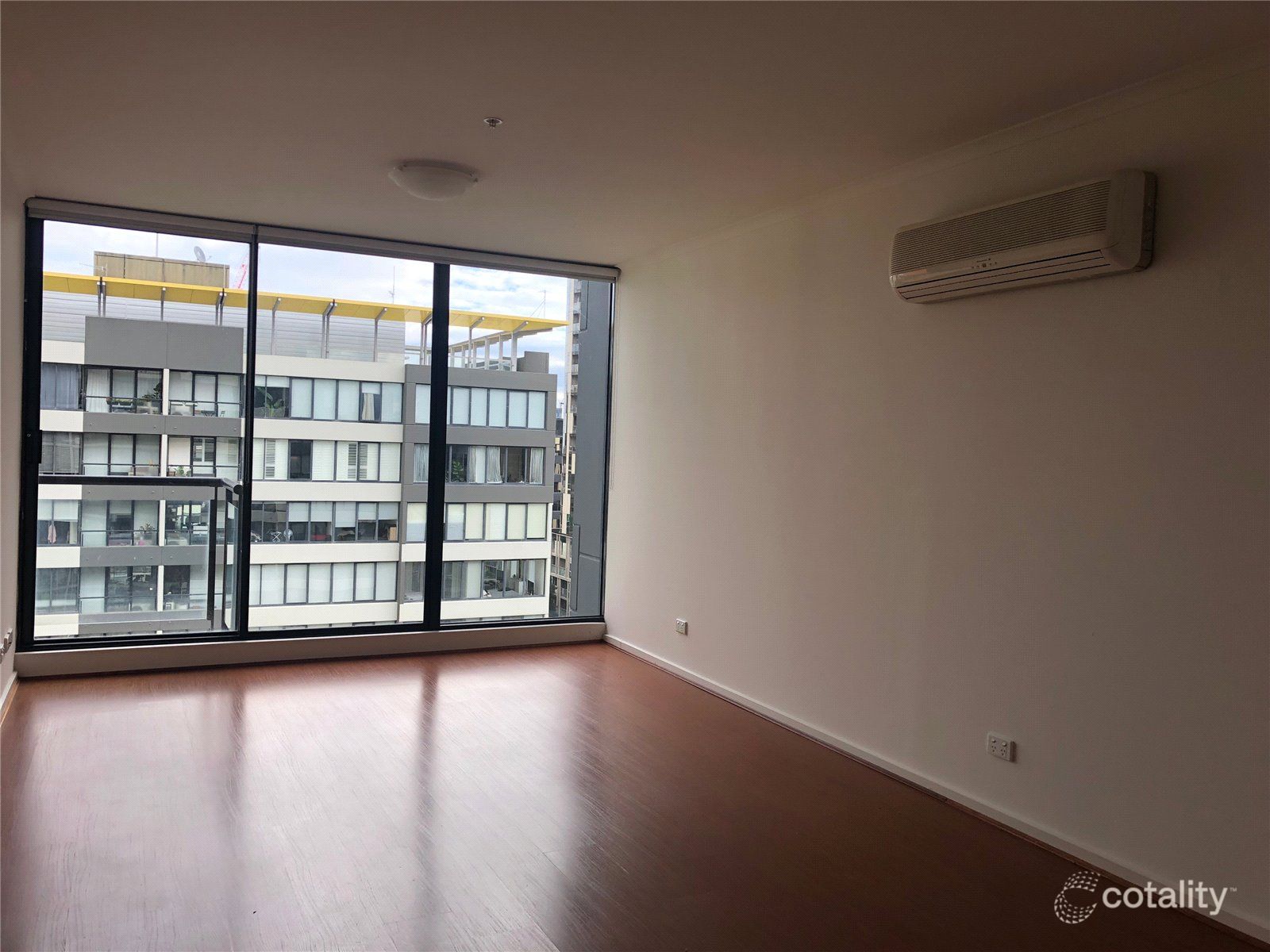 1007/148-150 Wells St, South Melbourne, VIC 3205