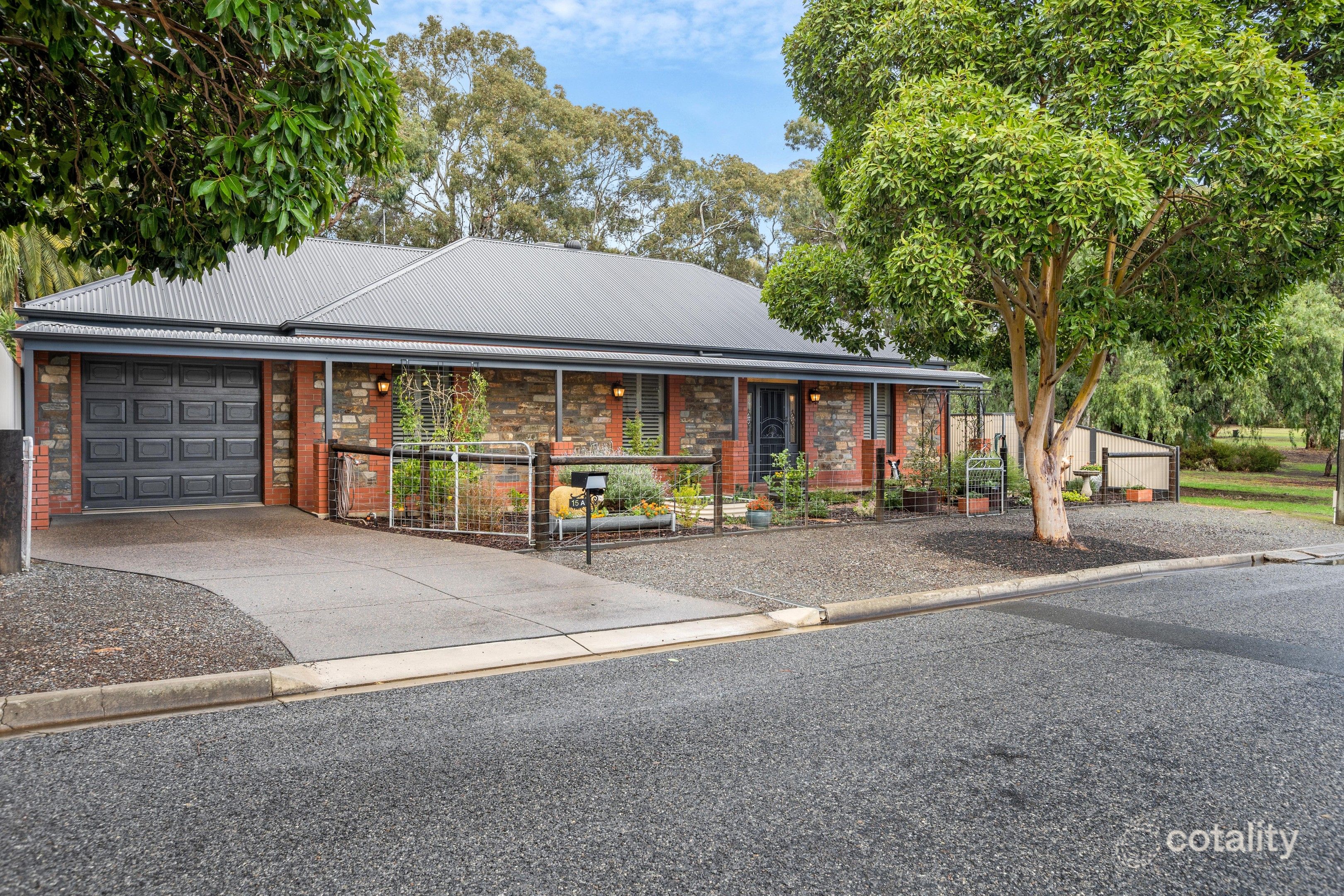 15a Crampton St, Fairview Park, SA 5126