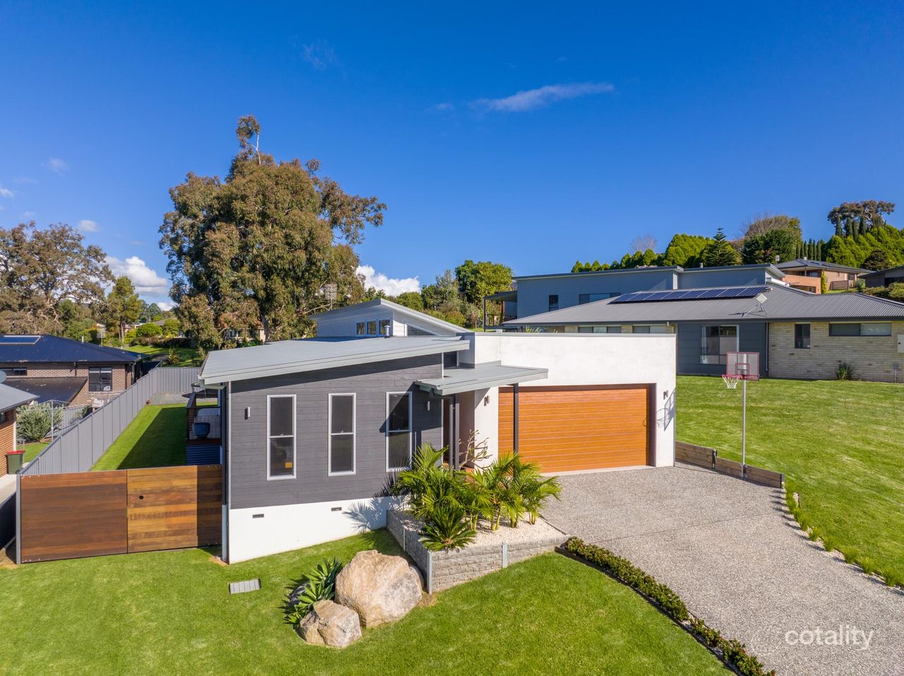 9 Millbank Way, Bega, NSW 2550