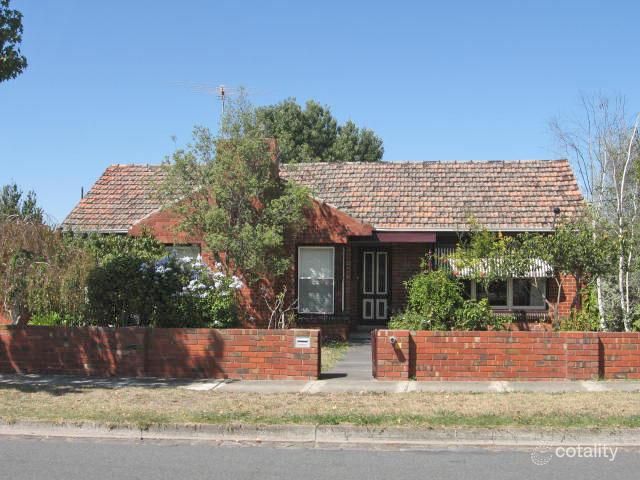 30 Violet Gr, Kew East, VIC 3102