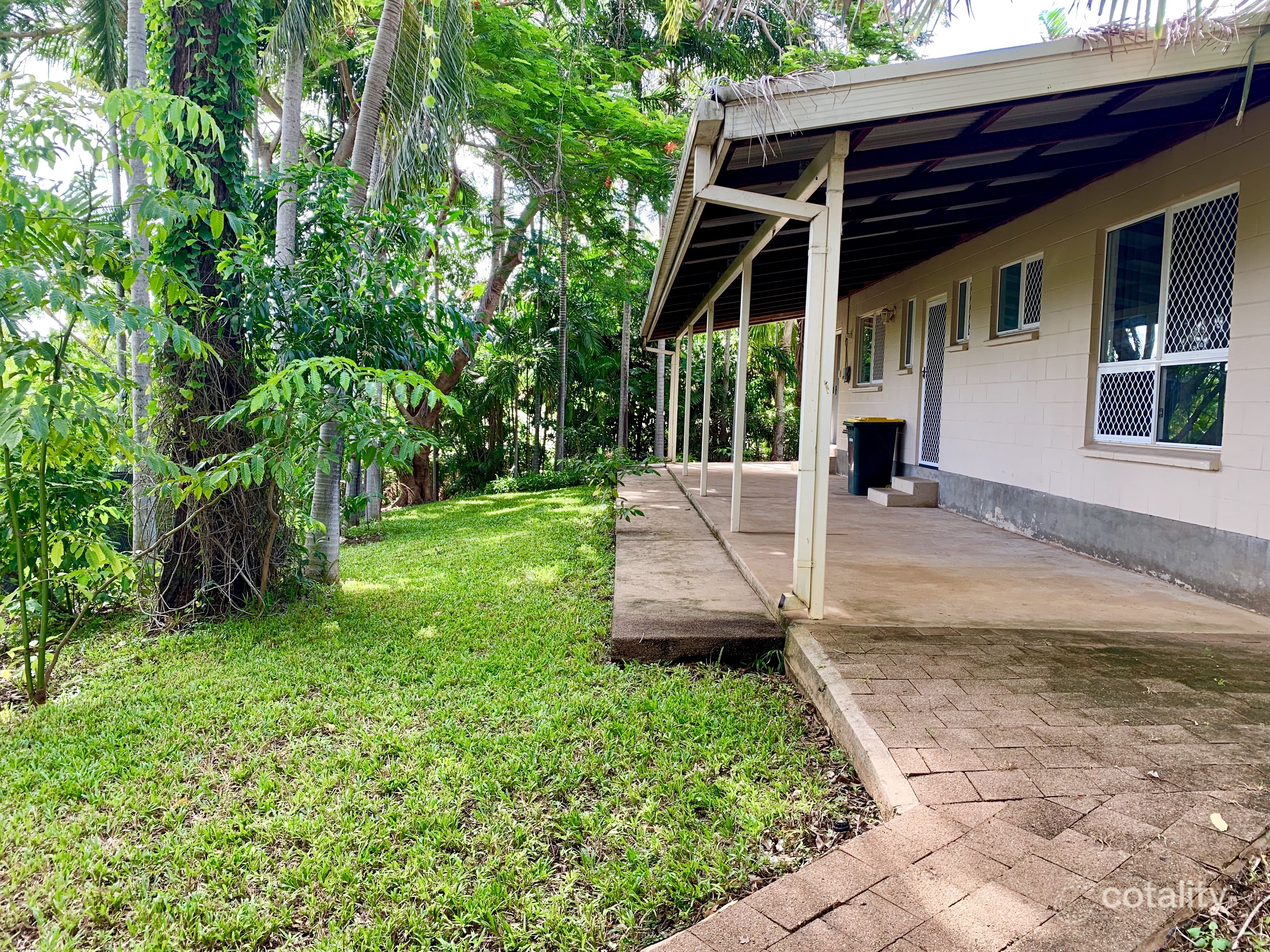 8 Seagar Ct, Gray, NT 0830