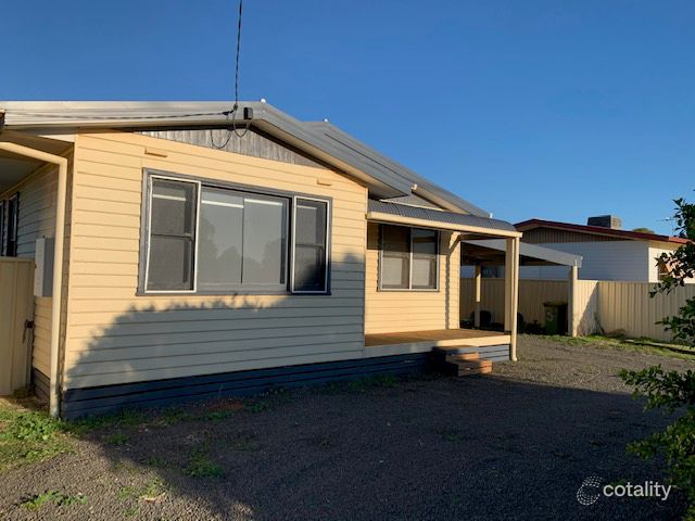 39 Napier St, Goolgowi, NSW 2652