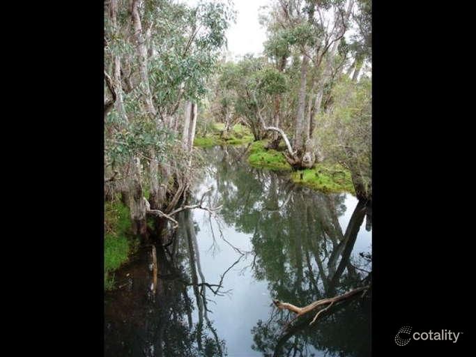 1560 Harper Rd, Wooroloo, WA 6558