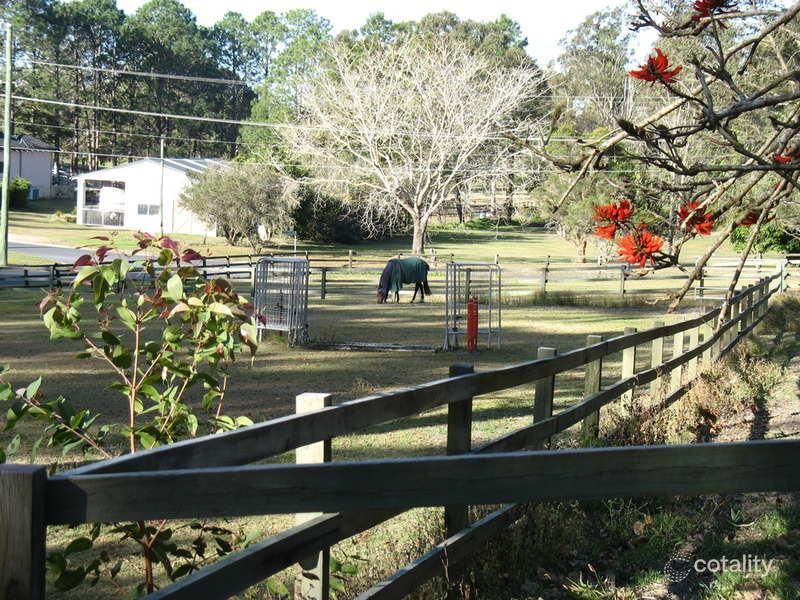 2 Tarawara Ave, Tallai, QLD 4213