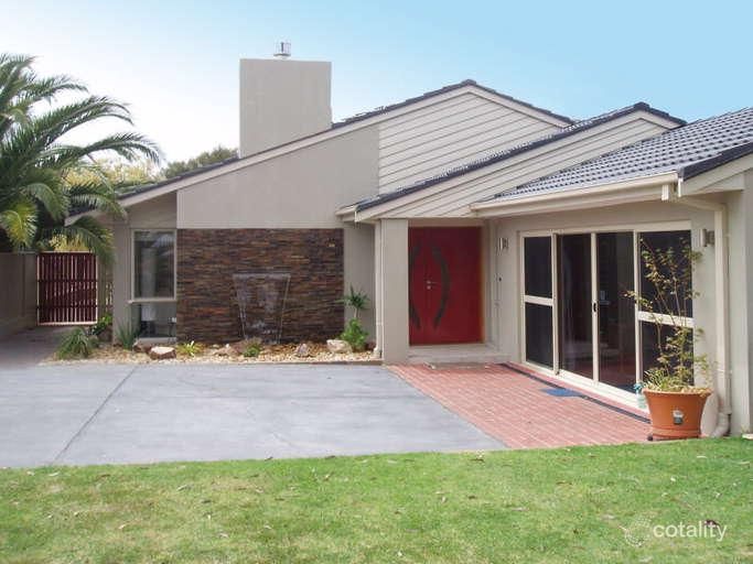 14 Meribah Cl, Mornington, VIC 3931