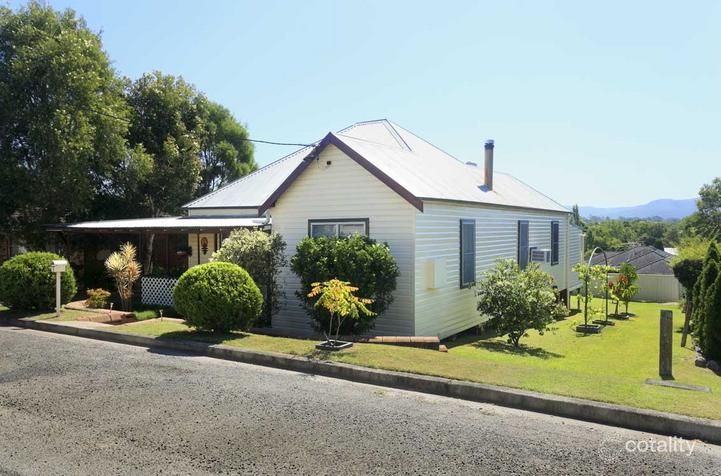 4 Cooreei Pl, Dungog, NSW 2420