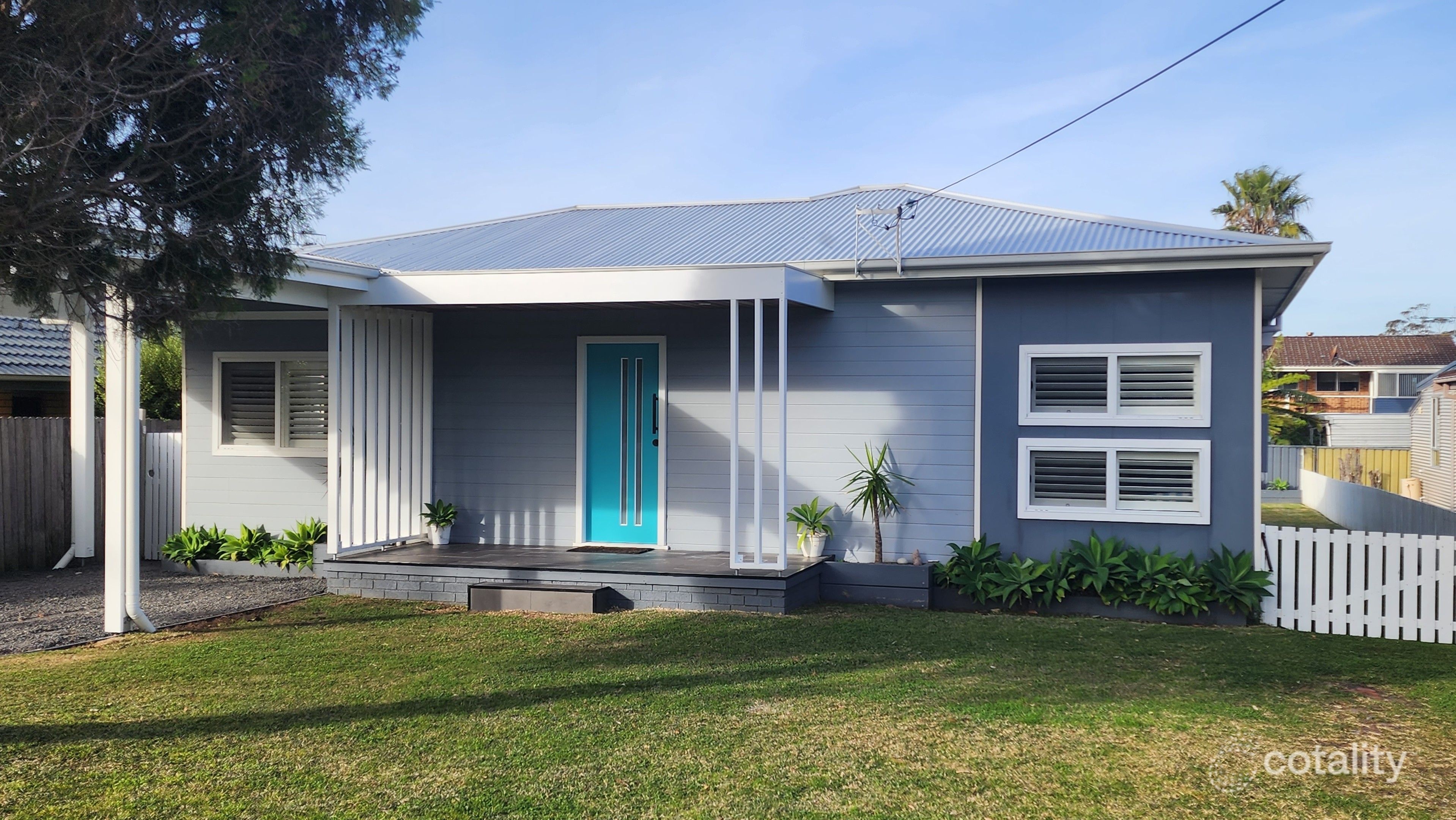 32 Glanville Rd, Sussex Inlet, NSW 2540