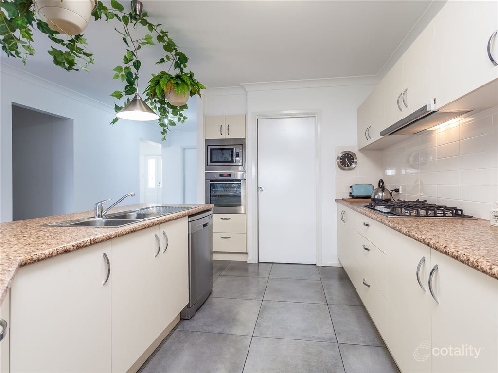 9 Madison Ave, North Lakes, QLD 4509