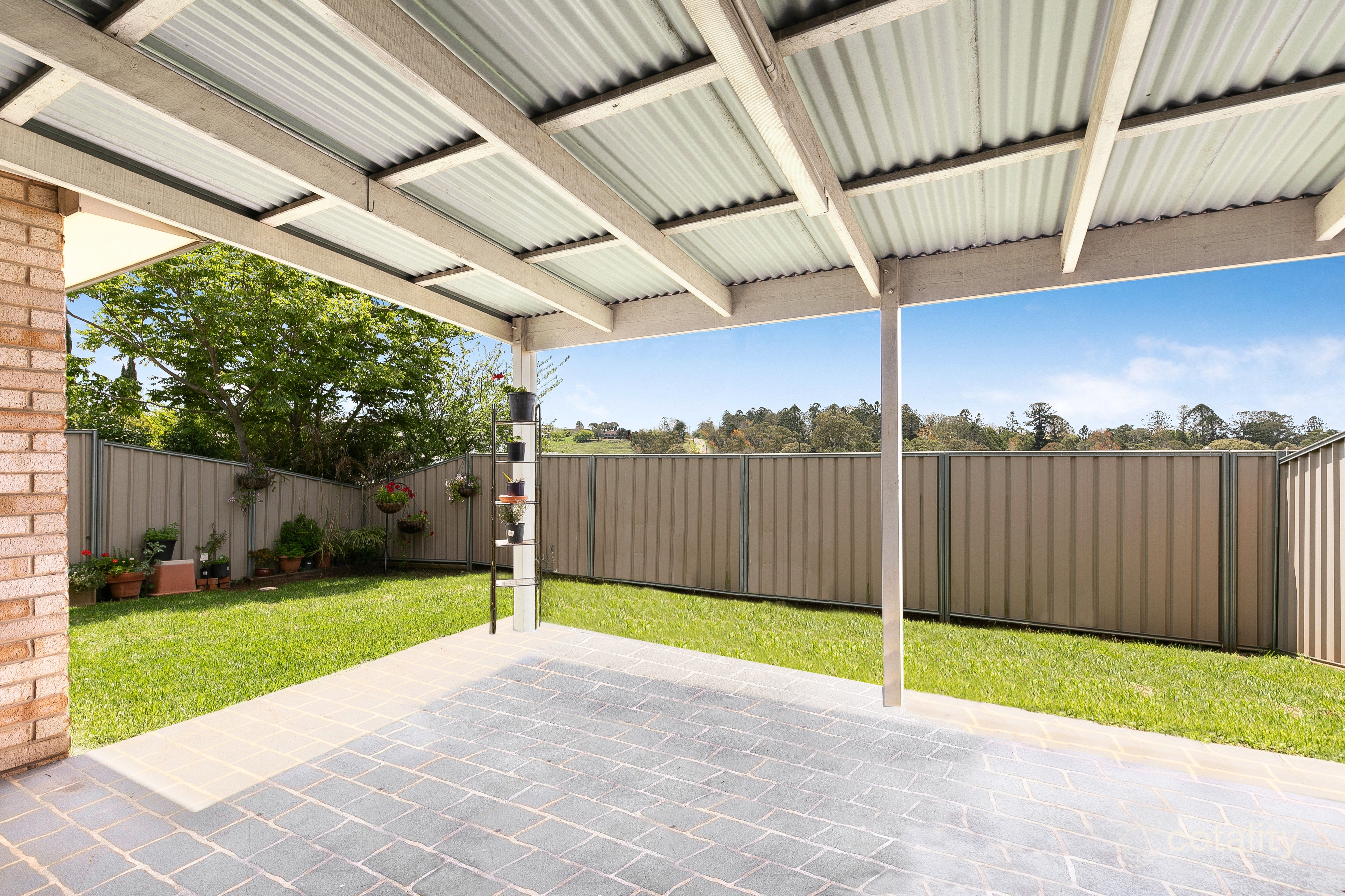 1/33 Willowburn Dr, Rockville, QLD 4350