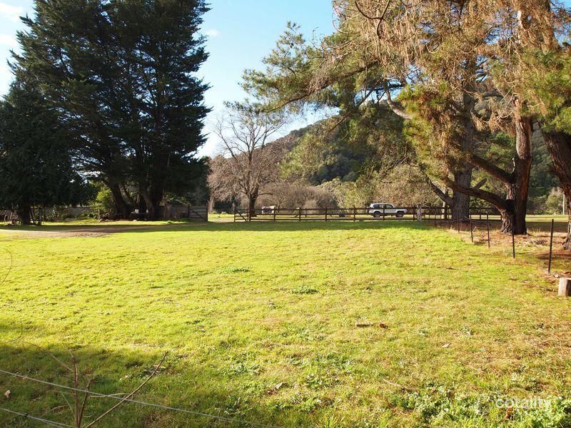 587 Morses Creek Rd, Wandiligong, VIC 3744