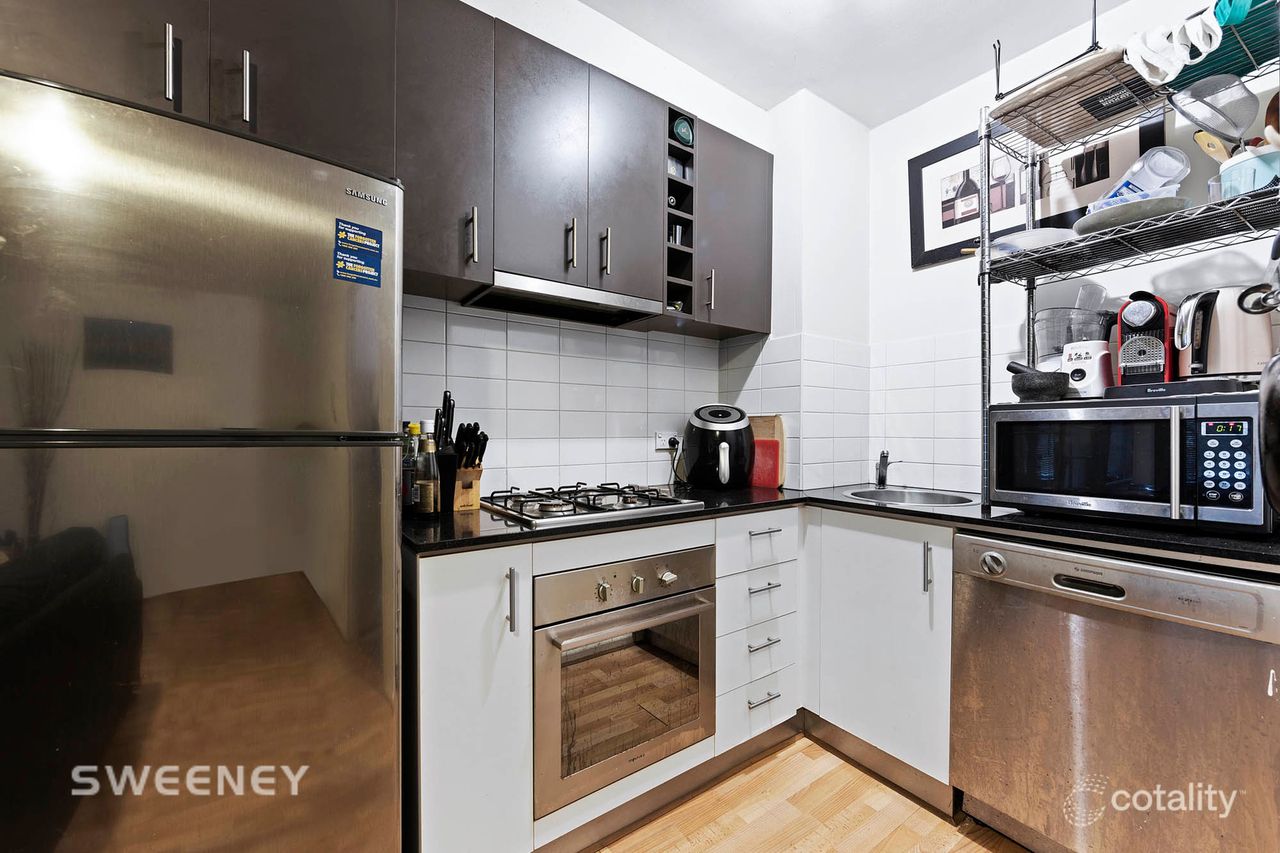 3/2-4 The Gables, Albion, VIC 3020