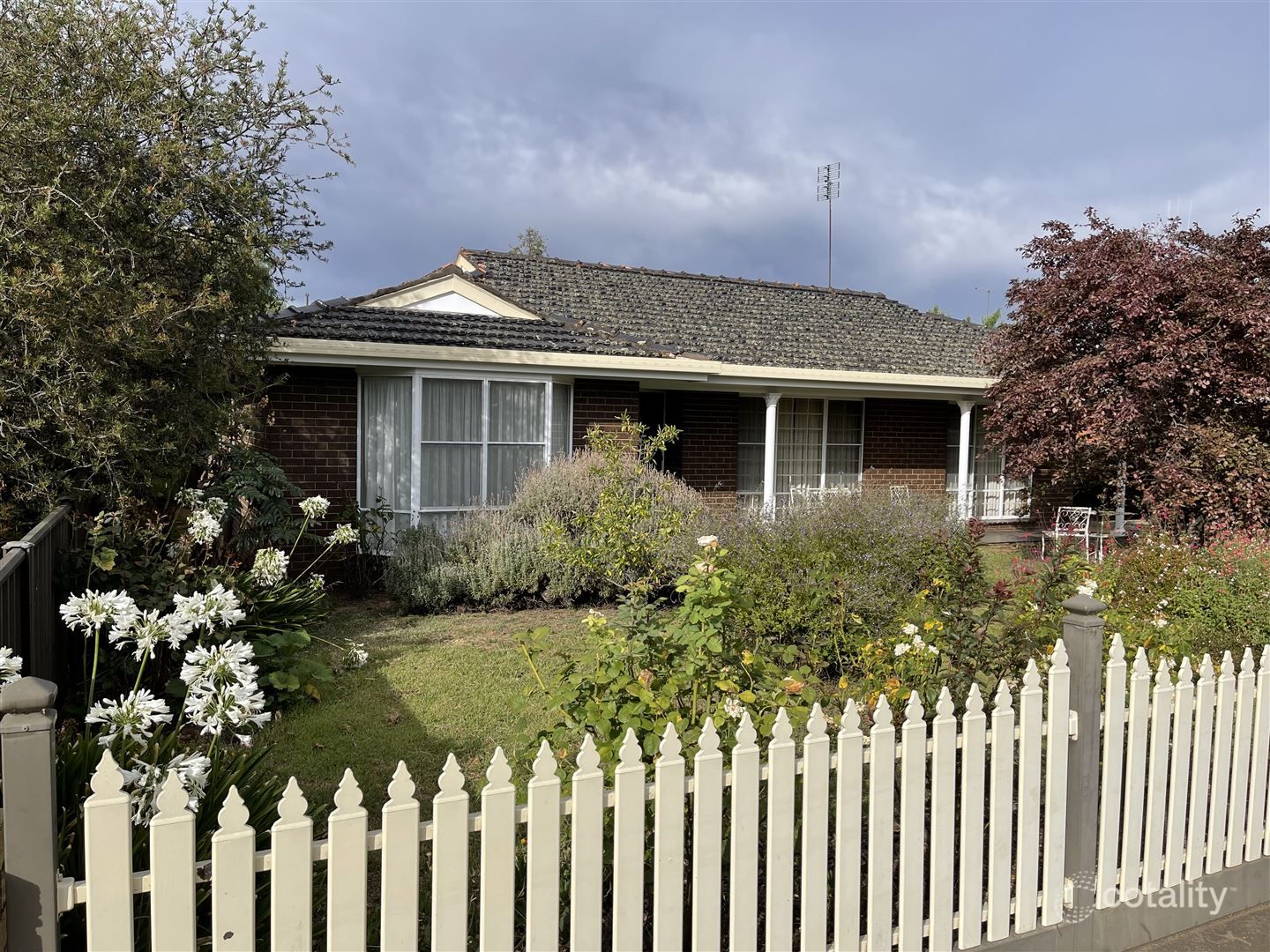 37 Kings Ave, St Arnaud, VIC 3478