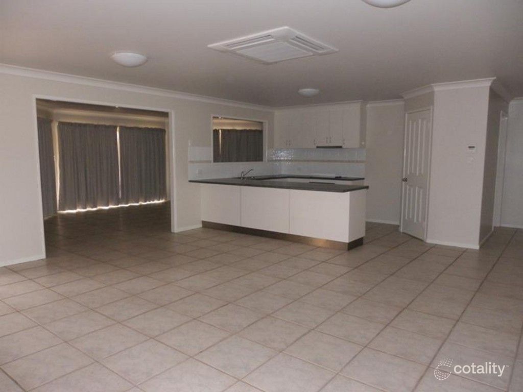 40 Riverview St, Emerald, QLD 4720