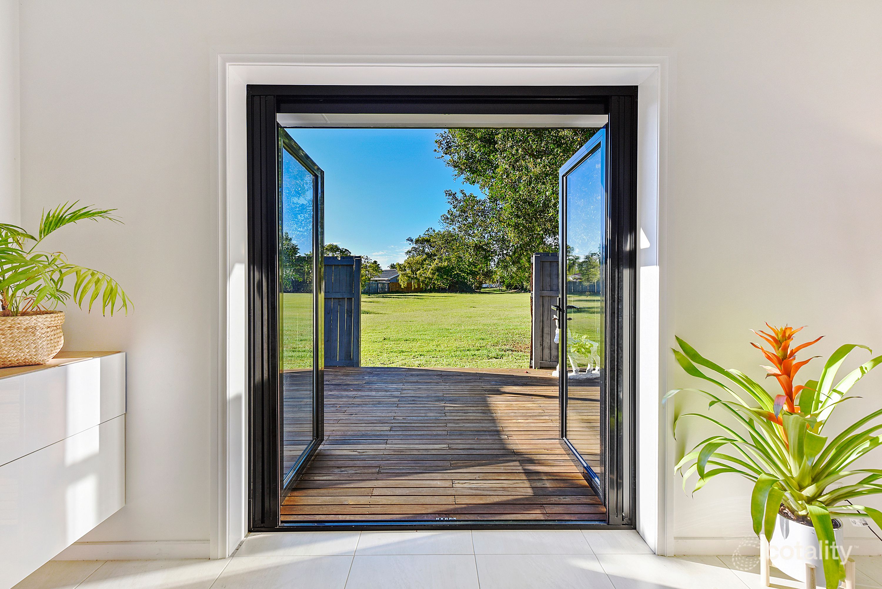 41 Wild Duck Dr, Mermaid Waters, QLD 4218