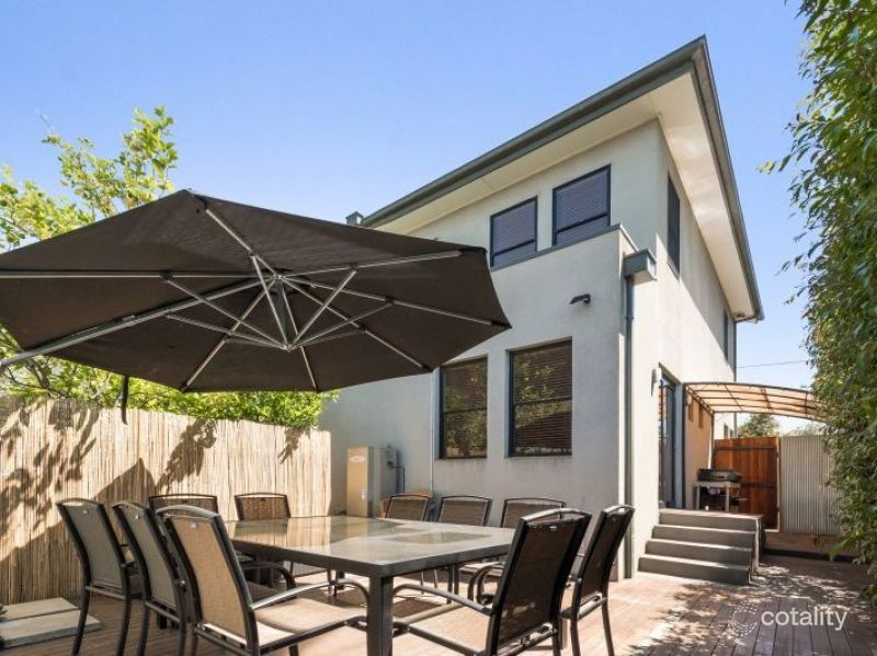 1 Woodlands Ave, Pascoe Vale South, VIC 3044