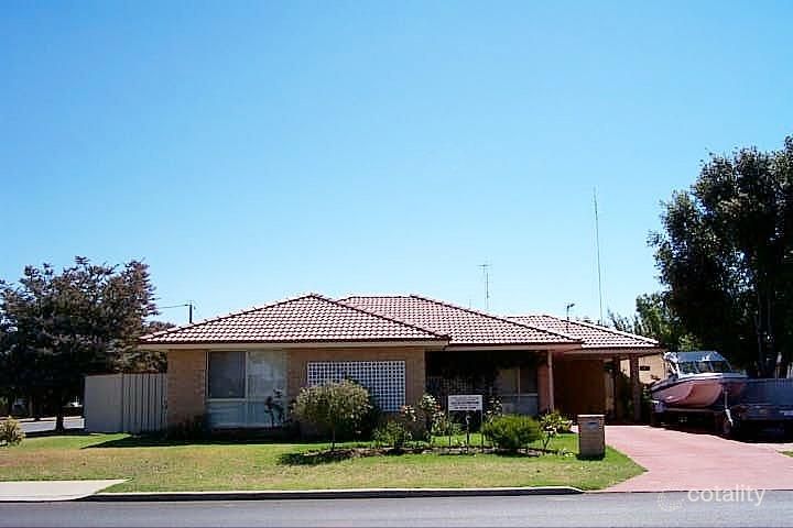 2a Third St, Harvey, WA 6220