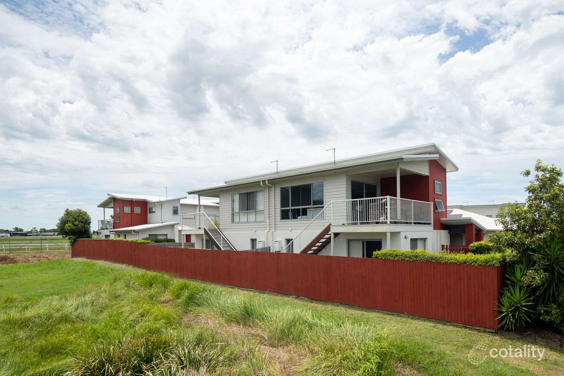 1/11 Makybe Diva Dr, Ooralea, QLD 4740