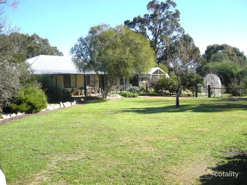 833 Crossman Rd, Crossman, WA 6390