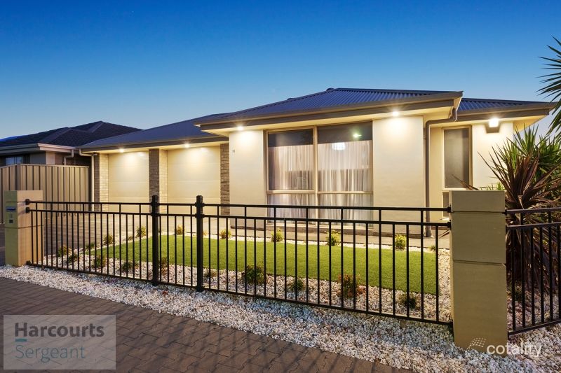 15 Torrens St, Andrews Farm, SA 5114
