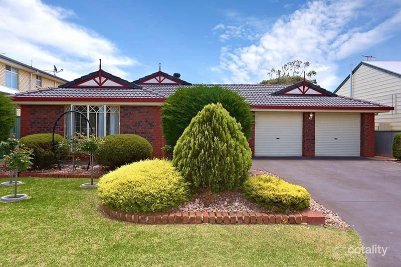 9 Helen Ave, Aldinga Beach, SA 5173