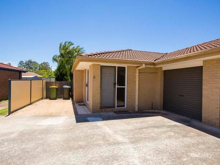 3/5 Galloway Dr, Ashmore, QLD 4214