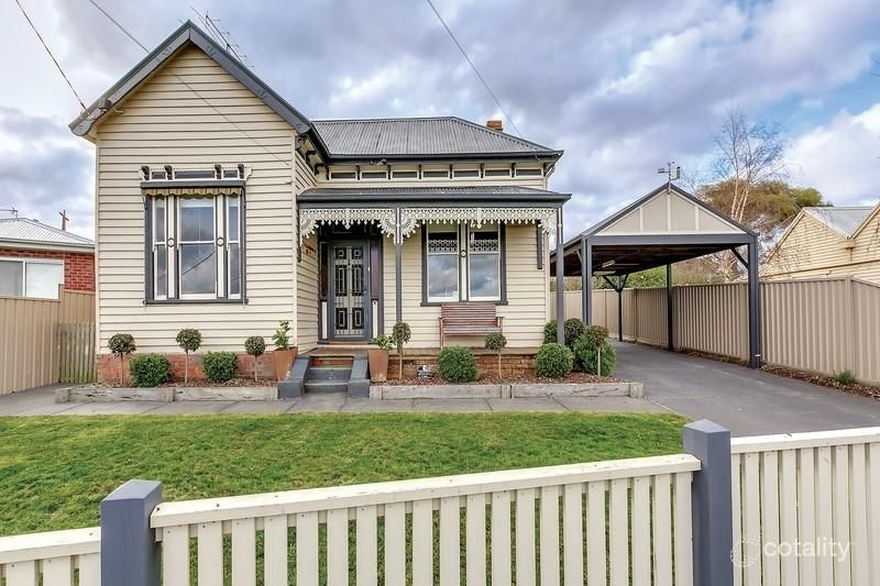 21 Glazebrook St, Ballarat East, VIC 3350