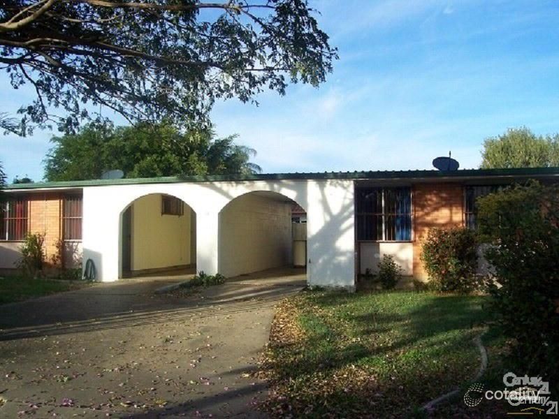 26 Wandella Cres, Cranbrook, QLD 4814