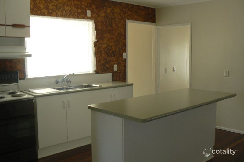 15 Strow St, Barlows Hill, QLD 4703