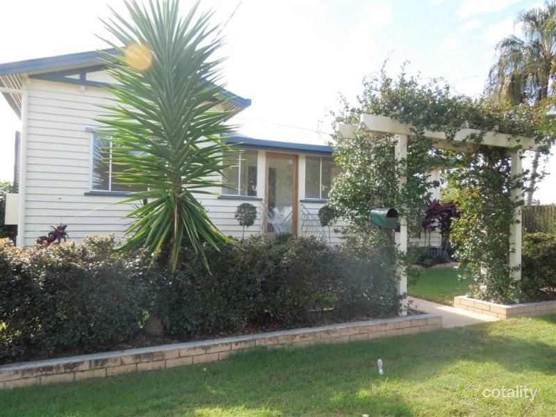 33 Alice St, Walkervale, QLD 4670