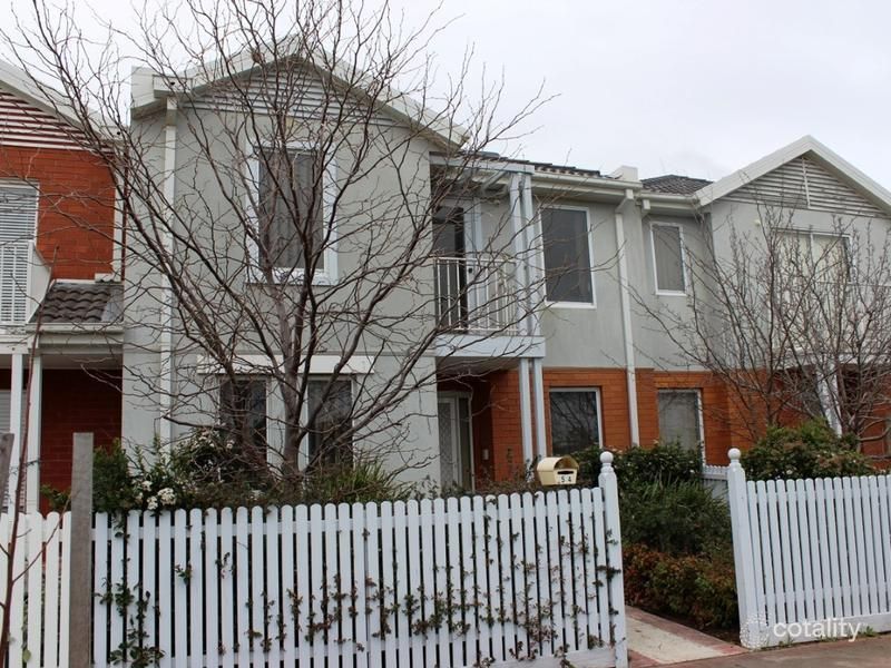 54 St Georges Ave, Caroline Springs, VIC 3023