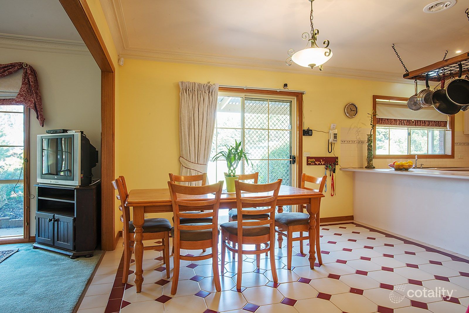 28 Blakeville Rd, Ballan, VIC 3342