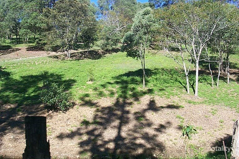 98 Carbine Rd, Upper Brookfield, QLD 4069