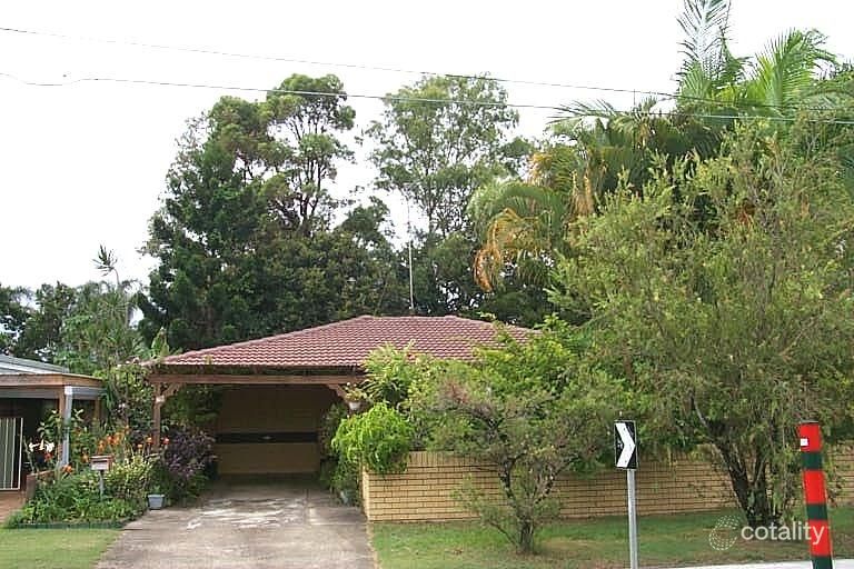 28 Bordeaux Pde, Mermaid Waters, QLD 4218