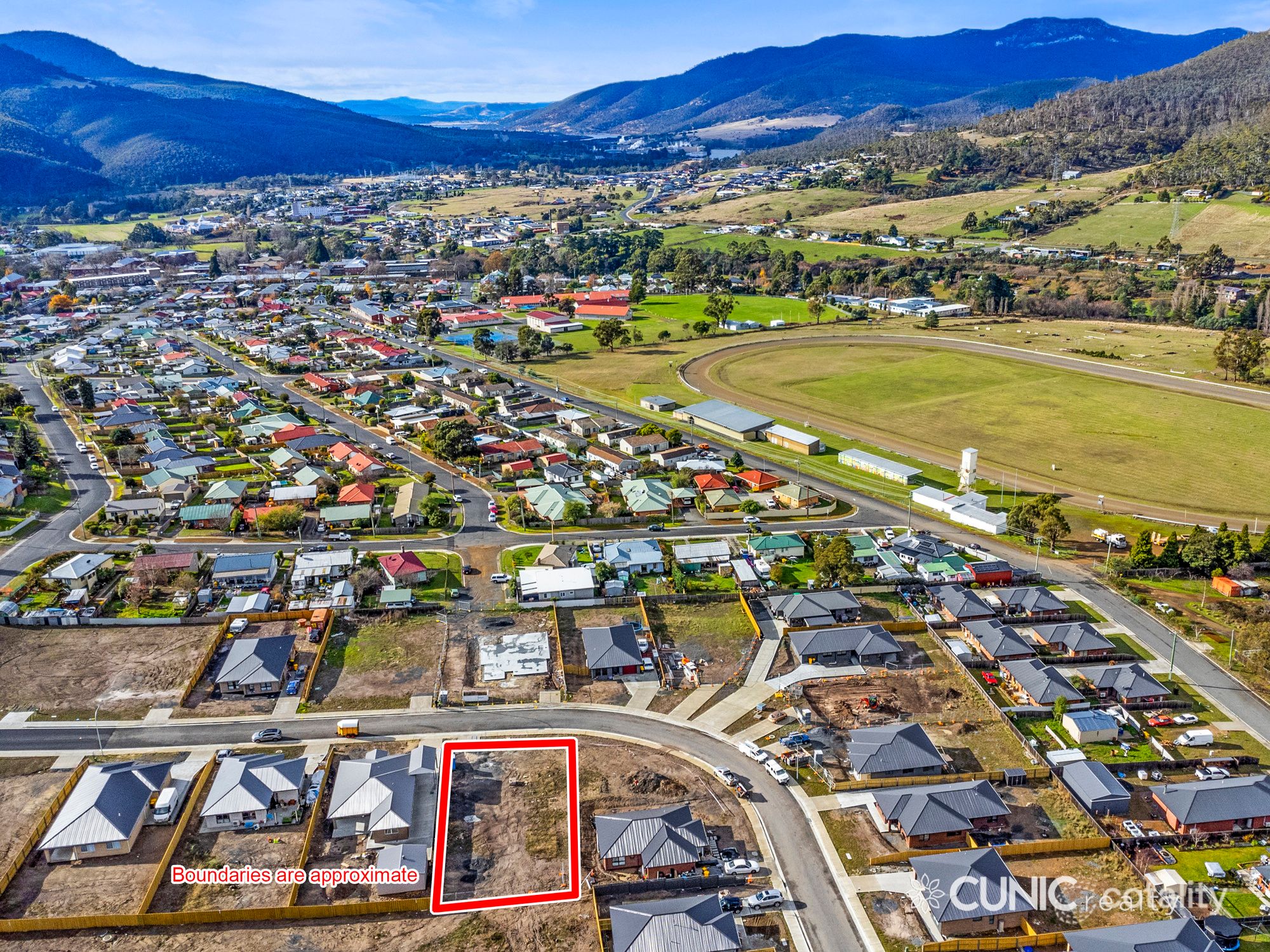 5 Hazlewood St, New Norfolk, TAS 7140