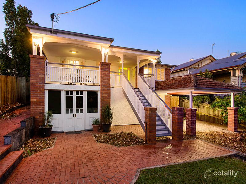 36 Brown Pde, Ashgrove, QLD 4060